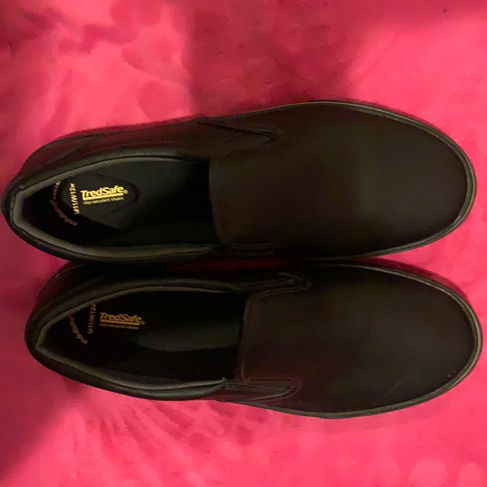 Men’s shoes